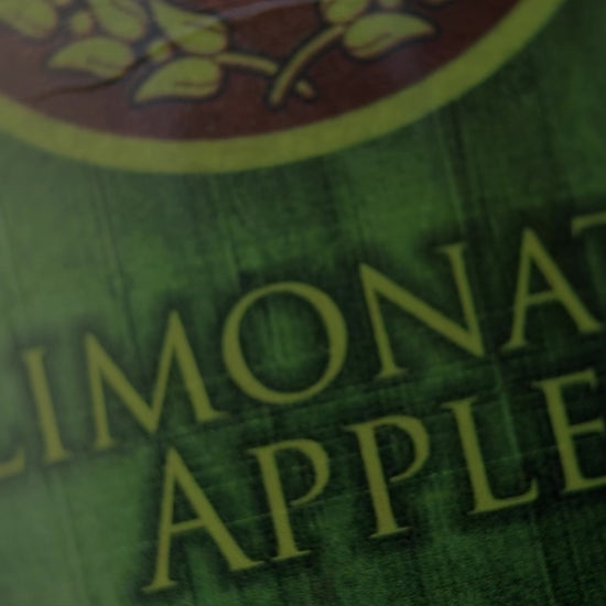 Limonata Apple E-Liquid Review Video by FlatCap Vaper.
